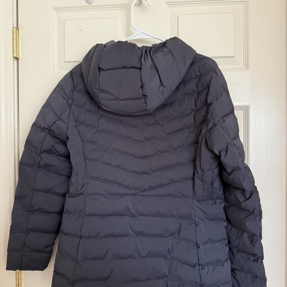 *30off3*‎ 
NWOT. 32 Degrees Women's Charcoal Puffer Coat/Jacket - Picture 3 of 4